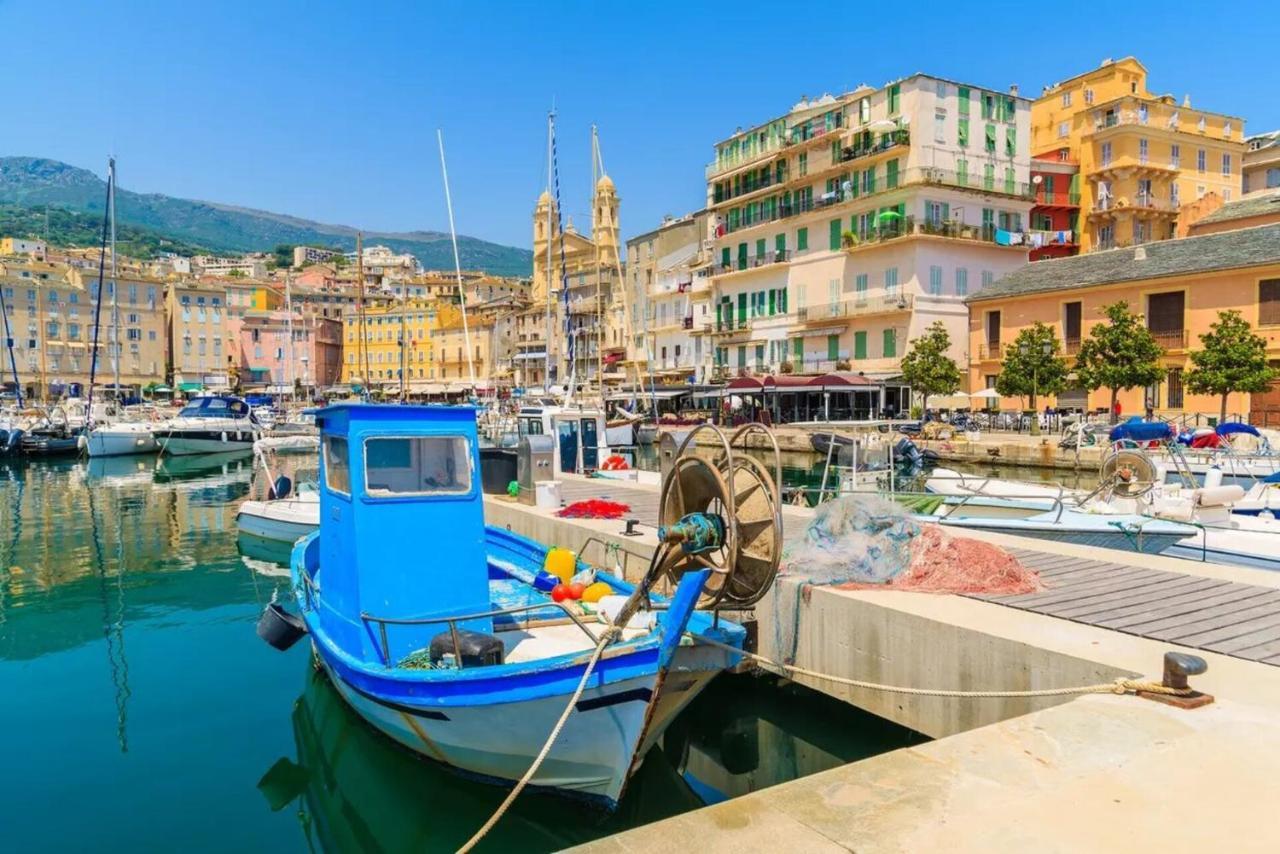 Apartamento Beau T2 Sur Le Vieux Port, Centre De Bastia Bastia  Exterior foto